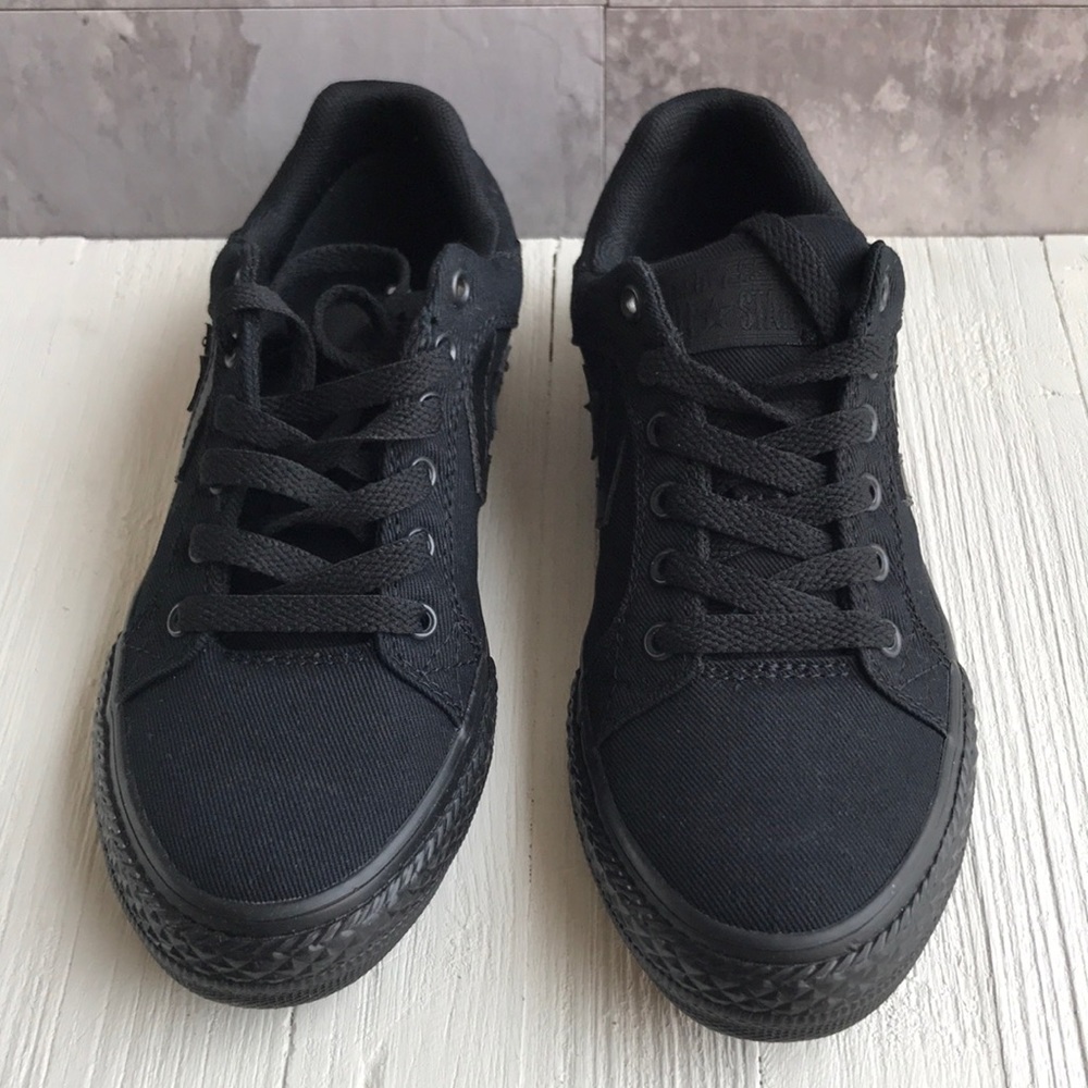 Converse Unisex-Child El Distrito Twill Low Top Sneaker